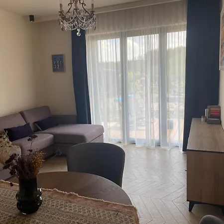 Apartamentai Monciskese Su Sildomu Baseinu Ir Terasa Apartment