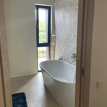 Apartamentai Monciskese Su Sildomu Baseinu Ir Terasa Palanga